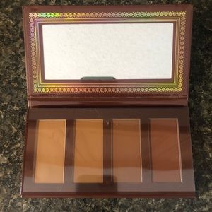 Ace beaute bronzed in paradise